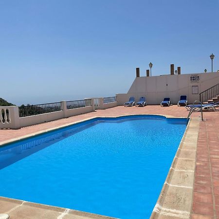 Precioso Apartamento De Dos Plantas Con Vistas ฟรีฮิเลียนา ภายนอก รูปภาพ